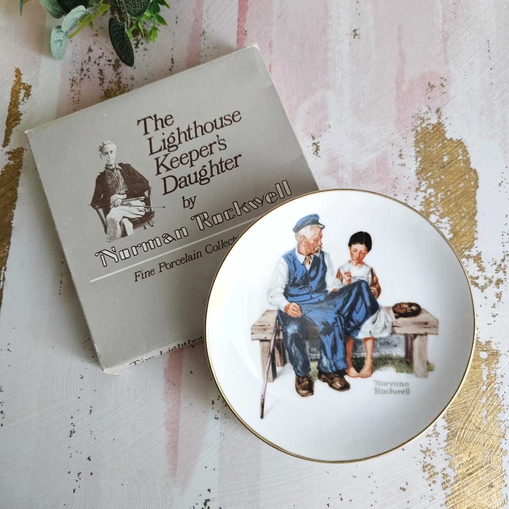 Norman Rockwell Lighthouse Keepers Daughter Plate 1984 Box 6.5in Japan